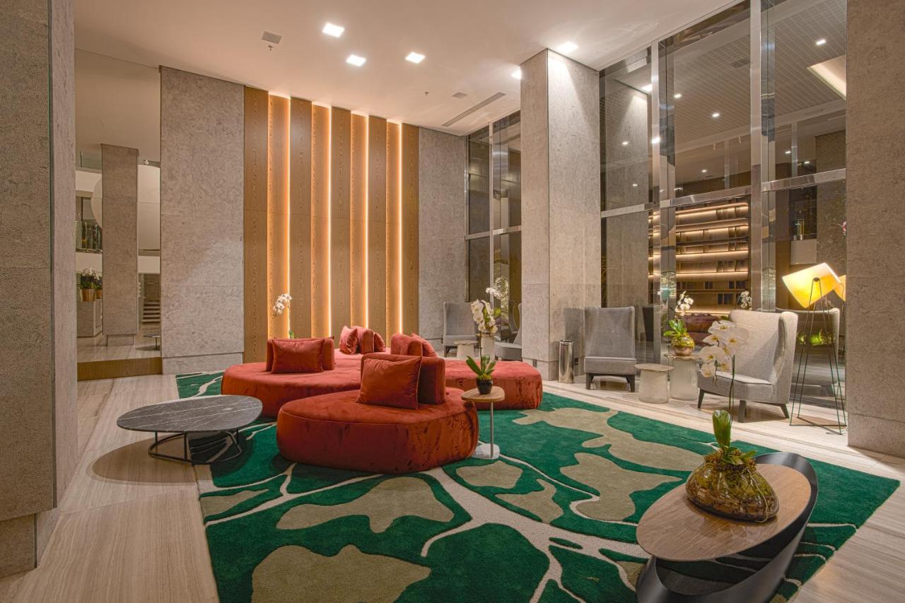Suryaa Hotel Pinhais, Curio Collection By Hilton Экстерьер фото